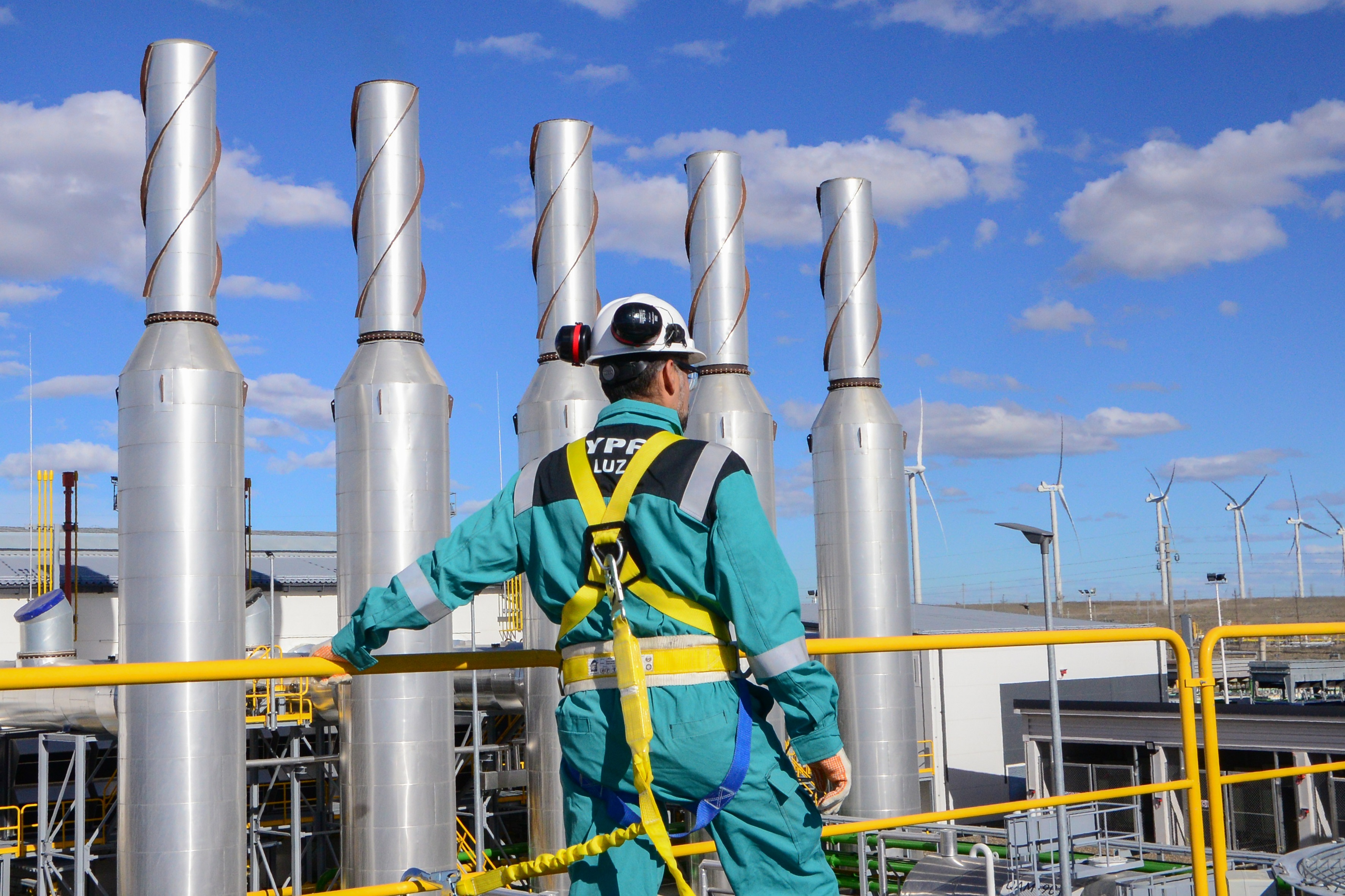 La Central Térmica Manantiales Behr comenzó a generar energía eléctrica